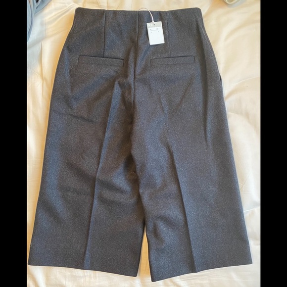 Cute Charcoal Culotte pants - Picture 2 of 2